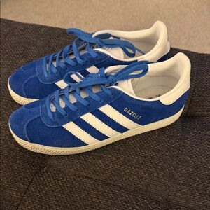 Adidas Gazelle 85 Blue and White Sneakers